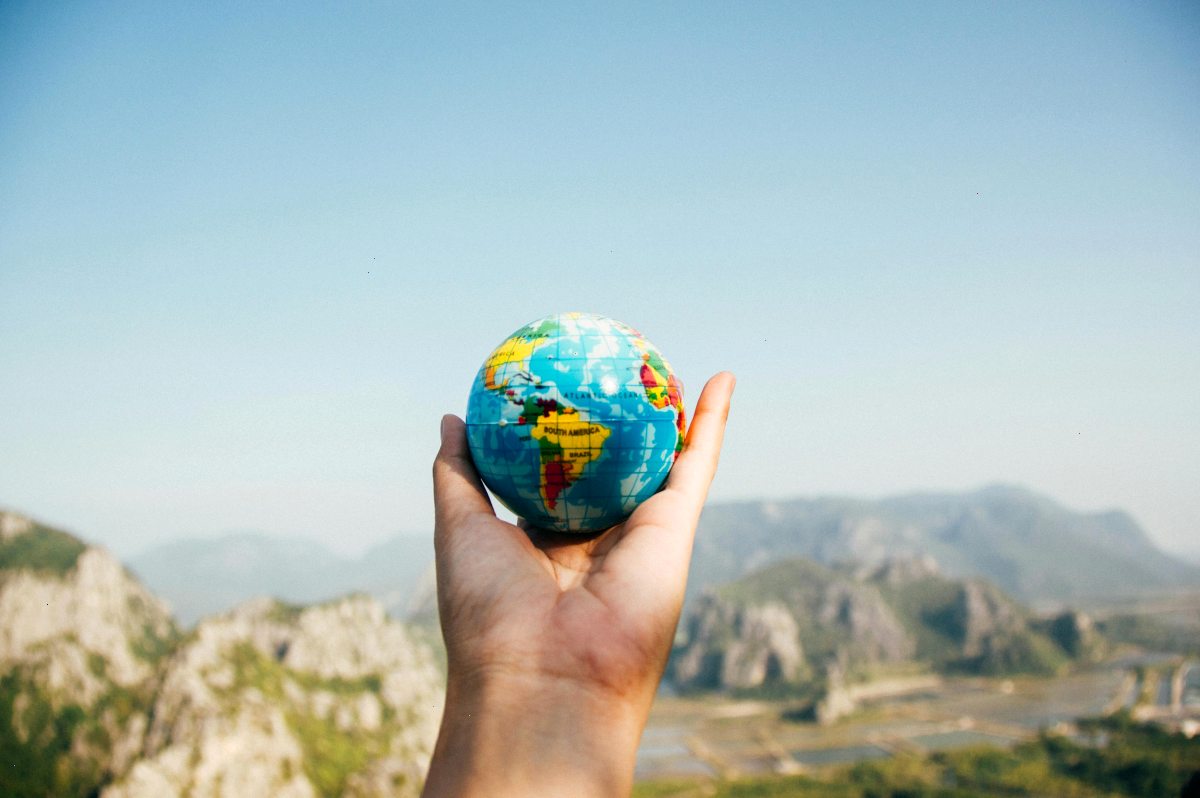 快连官网_Windows 安装全平台客户端_快连官方网络传输中间件：快连 Windows 常见问题与排查 202606：多设备用户的跨平台网络修复指南（封面配图）